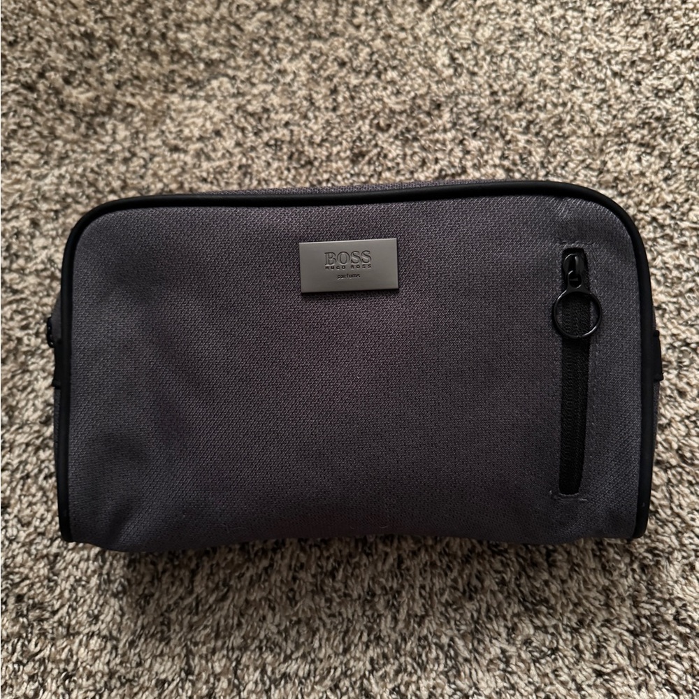 Hugo Boss Gray toiletry bag new